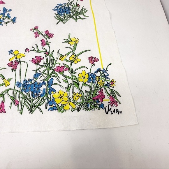 Vintage VERA NEUMANN Napkins Set of 3 Printed Floral 16” X 16” Square Napkins - Picture 8 of 14